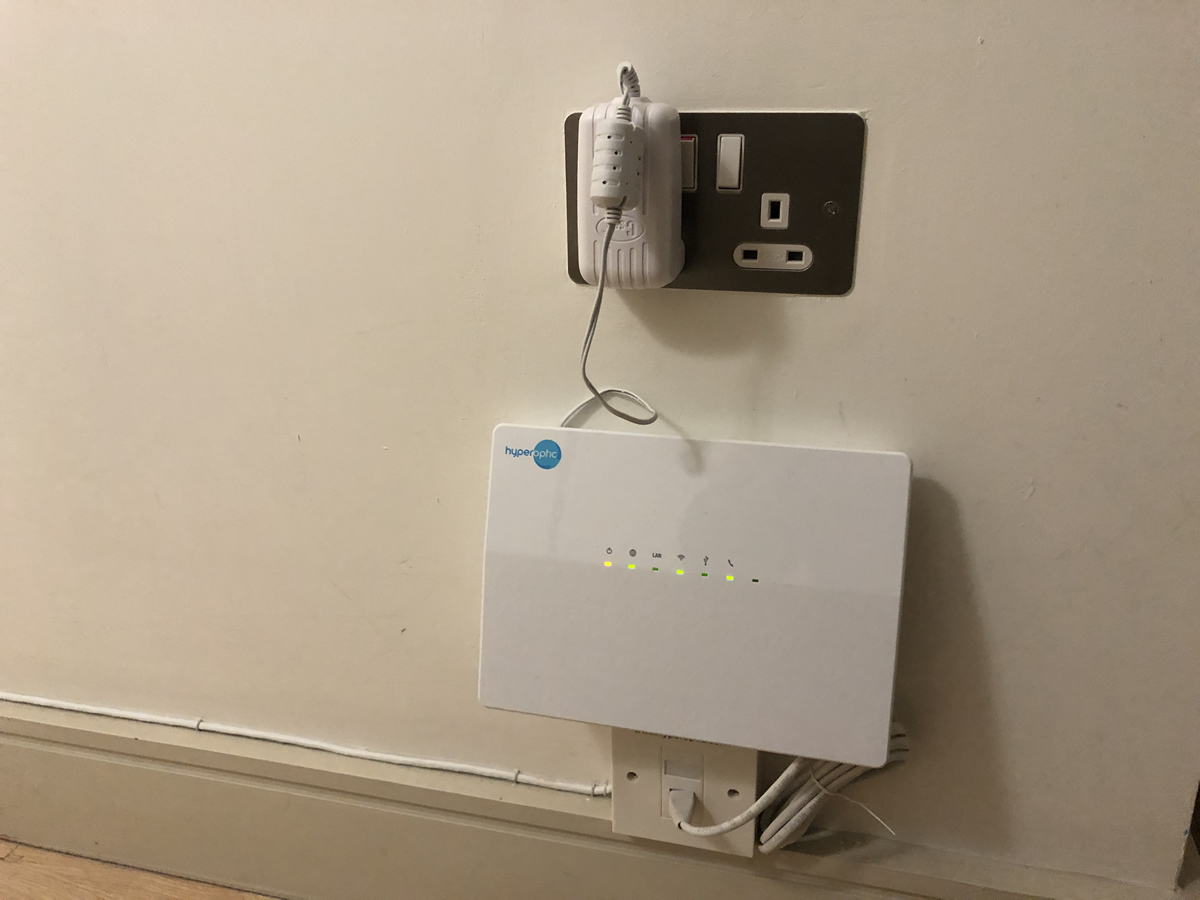 Fibre installed!! Getting 160Mbps+ - Squaremonitor.com | The blog of a ...